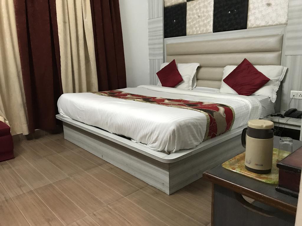 Hotel Katra Residency 外观 照片